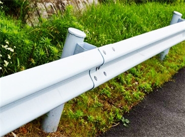 公路喷塑妖精网站在线观看